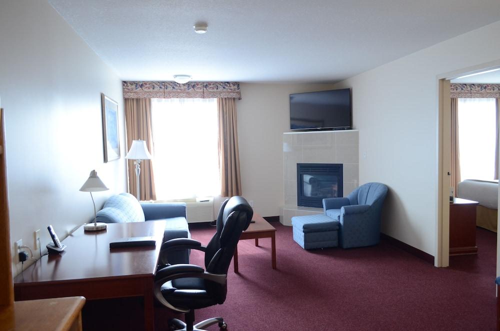 לדוק Quality Inn & Suites Edmonton International Airport מראה חיצוני תמונה